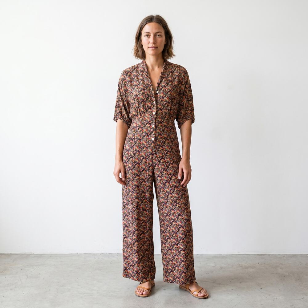 Nikki Chasin Floral wide leg jumpsuit short sleeve size 2